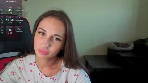 Snapshot of natalyfreman chatting on June 10, 2026, 6:45 am Nataly online show from June 10, 2026, 6:45 am