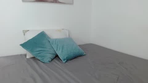 Snapshot of natalygolden69_ chatting on September 12, 2025, 1:33 pm NATALY GOLDEN online show from September 12, 2025, 1:33 pm