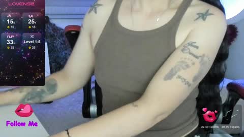 Snapshot of natasha__logan chatting on May 15, 2026, 4:19 am Natasha online show from May 15, 2026, 4:19 am