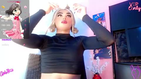 Snapshot of natasha_clifford chatting on May 5, 2026, 7:11 pm natasha_clifford online show from May 5, 2026, 7:11 pm