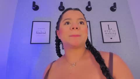  Natasha  online show from May 16, 2026, 11:42 am