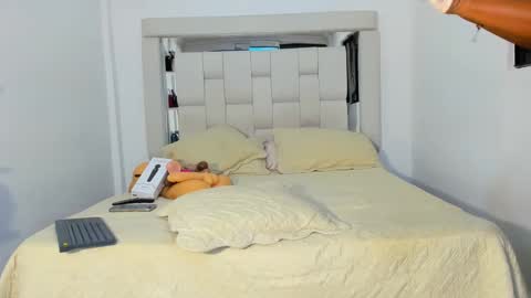 Snapshot of natasha_joyy chatting on February 24, 2025, 9:31 pm SARA online show from February 24, 2025, 9:31 pm