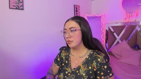 Snapshot of natashaa_tay chatting on February 28, 2026, 3:29 am Natashaa online show from February 28, 2026, 3:29 am