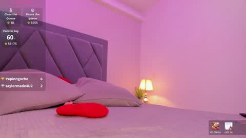 natashaa_vega online show from June 26, 2026, 8:24 pm