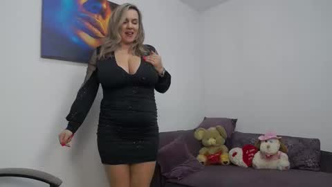 natashaboobs online show from February 27, 2025, 12:34 pm