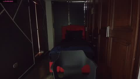 Snapshot of natashamason chatting on January 12, 2025, 5:54 pm Natasha Mason online show from January 12, 2025, 5:54 pm