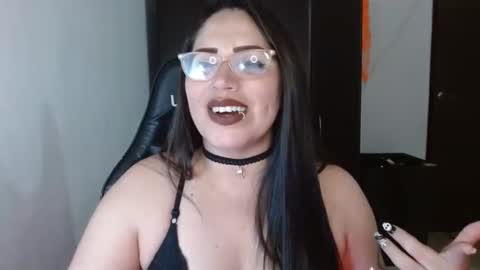 Natasha Smithe  online show from October 19, 2025, 1:17 am