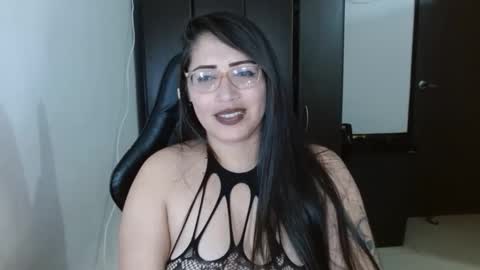 Natasha Smithe  online show from November 28, 2025, 1:30 am