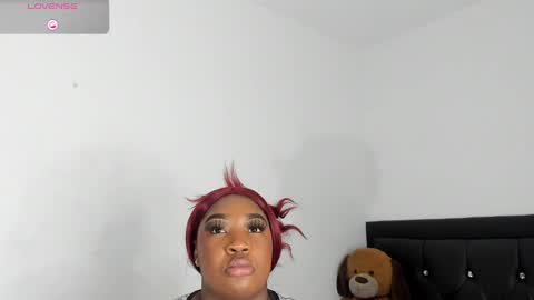 Snapshot of natassha_brown chatting on February 15, 2025, 3:31 am Natassha  online show from February 15, 2025, 3:31 am