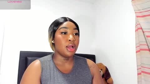 Snapshot of natassha_brown chatting on March 12, 2025, 3:13 am Natassha  online show from March 12, 2025, 3:13 am