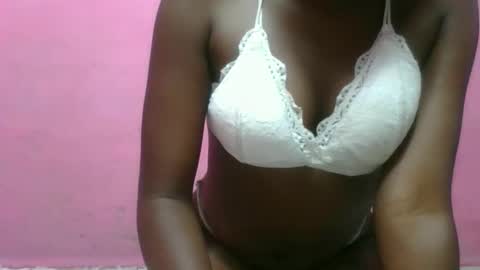 nathalia069 online show from February 23, 2026, 6:22 am