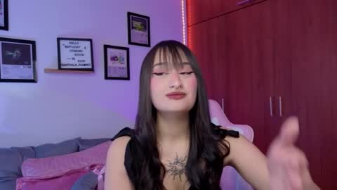 Snapshot of nathalia_ramirez_ chatting on February 4, 2026, 1:11 am Nathalia Ramirez online show from February 4, 2026, 1:11 am