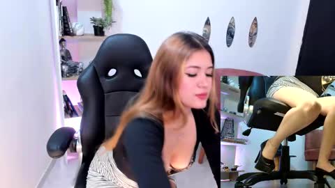 NATHALIE online show from November 1, 2025, 12:51 pm