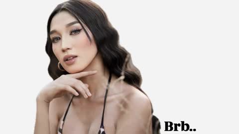 Snapshot of nathalie_hadid chatting on December 21, 2024, 5:18 pm please follow me guyss online show from December 21, 2024, 5:18 pm