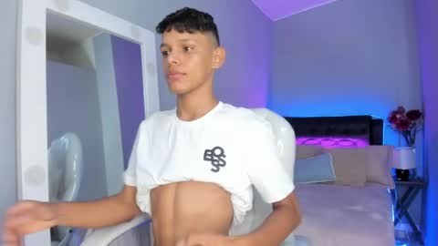 nathalie_moon_ online show from April 14, 2026, 11:38 am