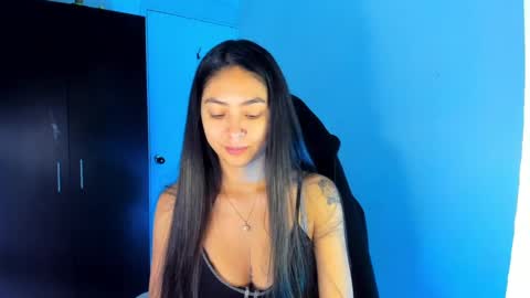 Snapshot of nathalie_rose chatting on January 28, 2025, 11:28 am Nathalie online show from January 28, 2025, 11:28 am