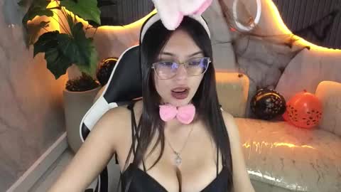 Snapshot of nathaly_tp chatting on October 31, 2025, 1:23 pm Nathy  online show from October 31, 2025, 1:23 pm