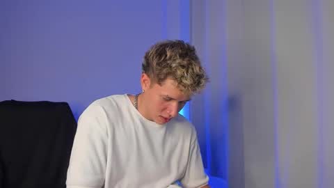 Nathan online show from December 17, 2025, 7:20 pm