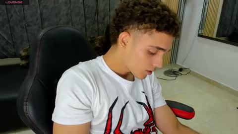 nathan_shimmer online show from January 9, 2026, 9:49 pm