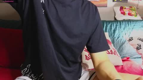 Snapshot of nathanbruce chatting on September 13, 2025, 3:34 pm N A T H AN online show from September 13, 2025, 3:34 pm