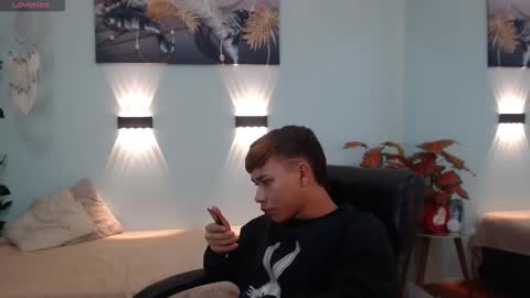 nathanclay online show from December 2, 2025, 3:40 pm