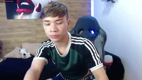 nathanclay online show from April 30, 2026, 4:19 am