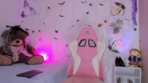 Snapshot of nathy_rosales chatting on October 15, 2025, 6:02 am nathy_rosales online show from October 15, 2025, 6:02 am
