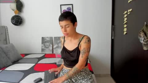 natt_op online show from November 10, 2025, 8:41 pm