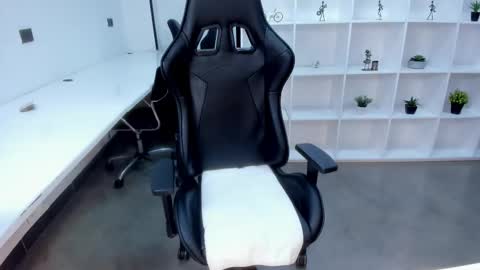 Snapshot of natural_bigboobs chatting on February 10, 2026, 7:51 pm Jazmin Bigboobs online show from February 10, 2026, 7:51 pm