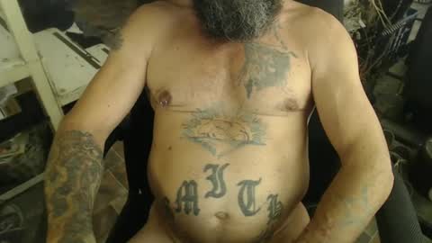 Snapshot of naturenaked chatting on December 1, 2024, 9:59 pm NatureNaked online show from December 1, 2024, 9:59 pm