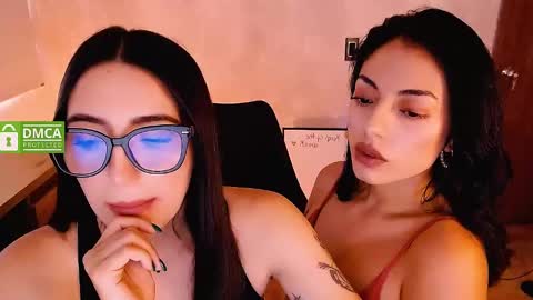 Natalia  Valeria online show from February 6, 2025, 2:37 pm