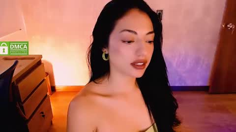 Natalia  Valeria online show from February 18, 2025, 2:06 pm
