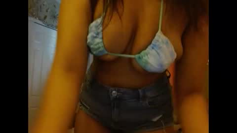 Snapshot of natxurall chatting on November 7, 2025, 9:26 pm Amara rose online show from November 7, 2025, 9:26 pm