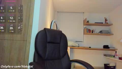   online show from December 3, 2025, 2:19 am