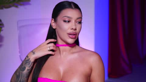 Snapshot of natydesiree chatting on December 23, 2024, 1:40 am Naty online show from December 23, 2024, 1:40 am