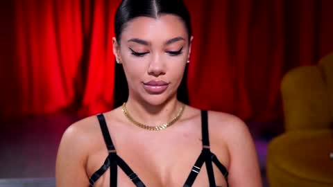 Snapshot of natydesiree chatting on January 6, 2025, 7:13 pm Naty online show from January 6, 2025, 7:13 pm