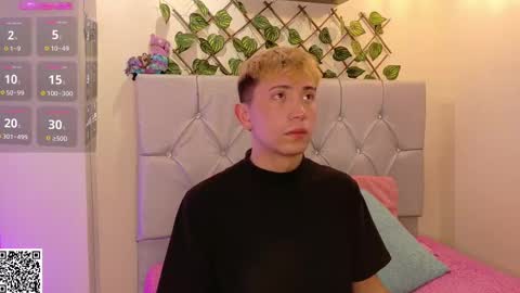 Christopher  Chris online show from February 25, 2025, 12:34 pm