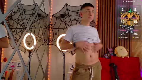 Christopher  Chris online show from October 6, 2025, 6:16 pm