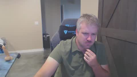 Naughty kinky1 online show from September 15, 2025, 3:23 pm