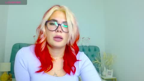 Maria  online show from October 4, 2025, 7:34 pm