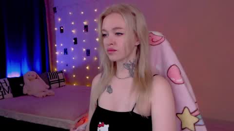 Snapshot of naughty_mablee chatting on June 12, 2026, 11:46 pm Mable online show from June 12, 2026, 11:46 pm