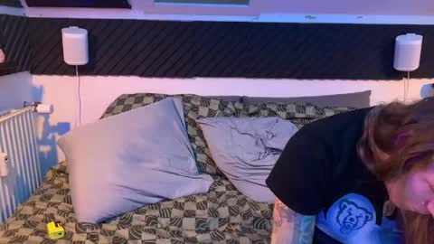 Freyja and Baldur online show from February 23, 2025, 1:02 am