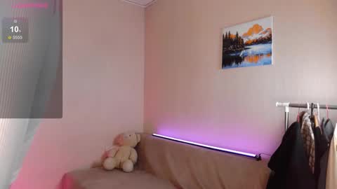 Snapshot of naughty_sparkle chatting on March 2, 2026, 11:33 pm Alexa online show from March 2, 2026, 11:33 pm