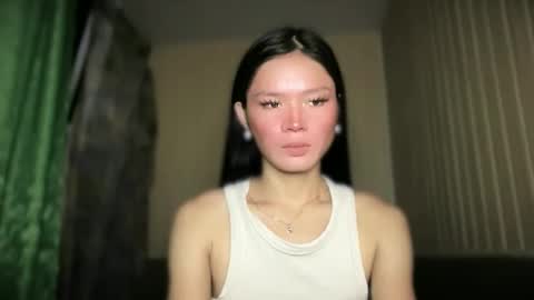 naughty_yuuna online show from April 28, 2026, 4:45 pm