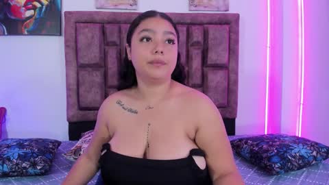 Ana online show from October 22, 2025, 3:56 pm