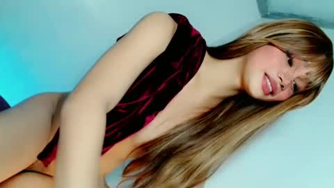 Snapshot of naughtybella_ chatting on January 4, 2025, 9:31 pm bella online show from January 4, 2025, 9:31 pm