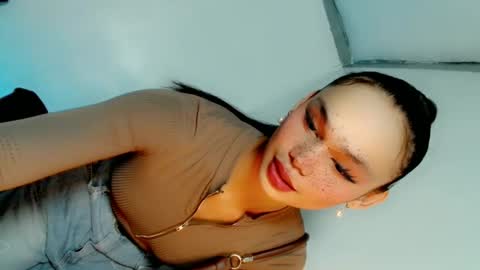 Snapshot of naughtybella_ chatting on January 8, 2025, 8:16 am bella online show from January 8, 2025, 8:16 am