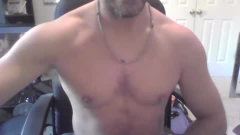 naughtybutnice6_9 online show from October 2, 2025, 12:23 pm