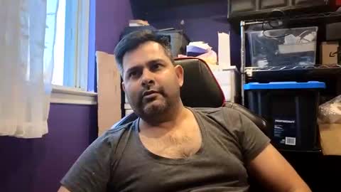 sakhtlaundaz online show from February 4, 2026, 10:15 pm