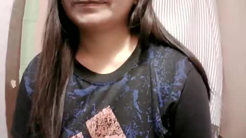 naughtymom_33 online show from March 18, 2026, 9:40 pm